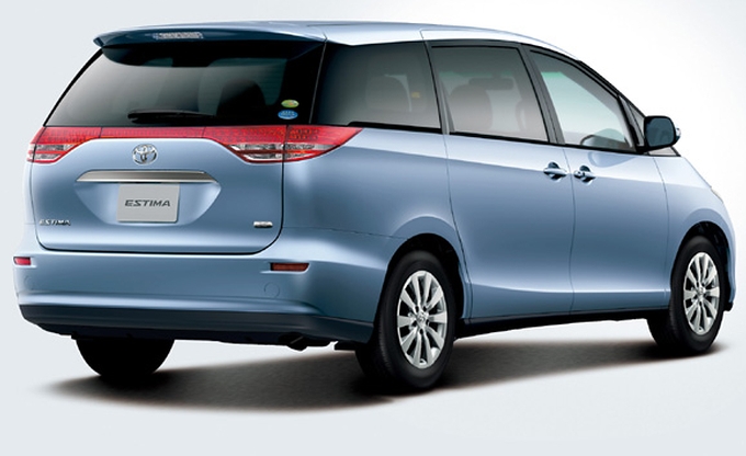 toyota-estima-x