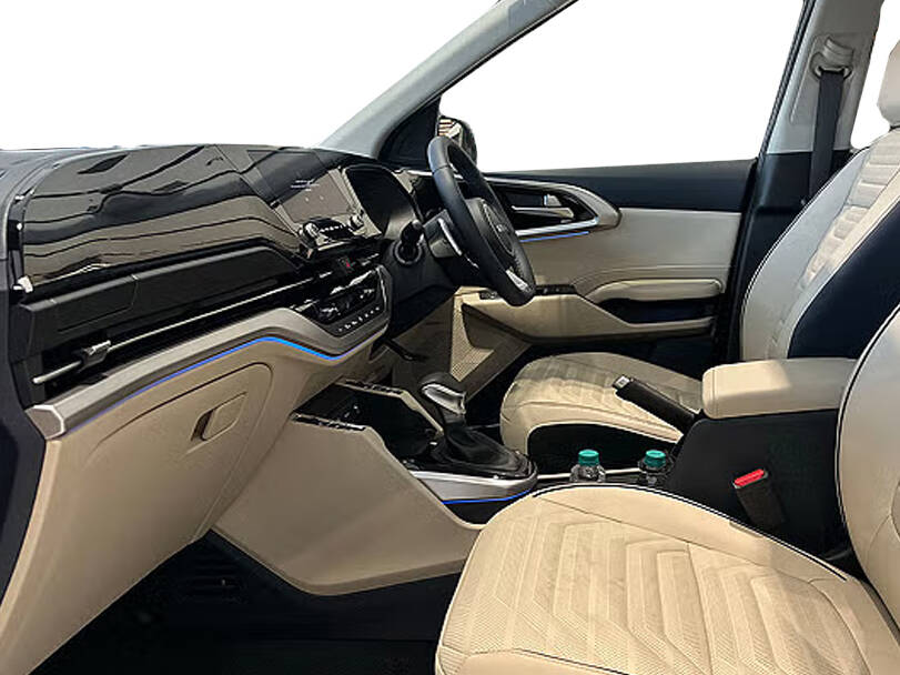 kia-carens-luxury