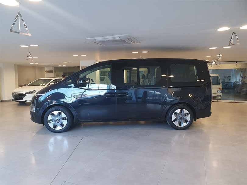hyundai-staria-3-5-a-t